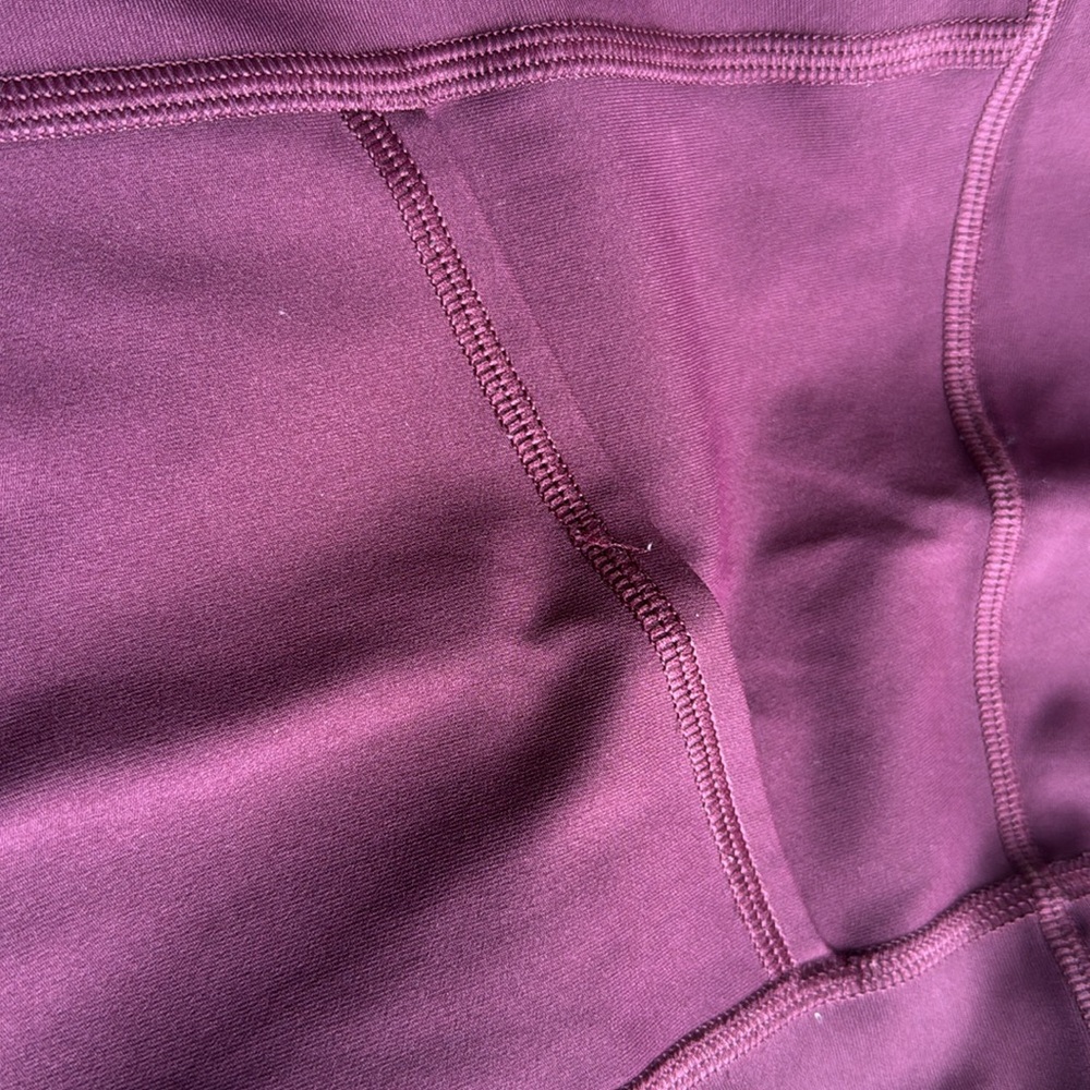 SOLD* Lululemon tight stuff tight - Picture 9 of 12